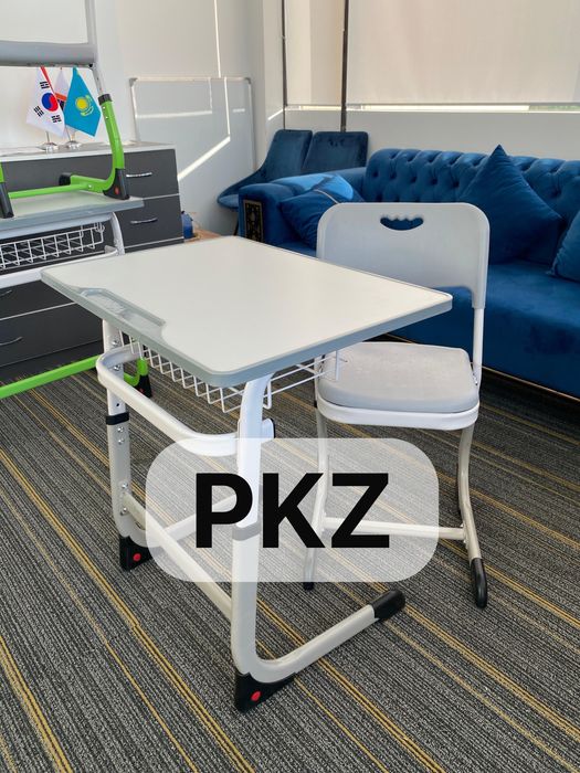 Школьная парта. Парта