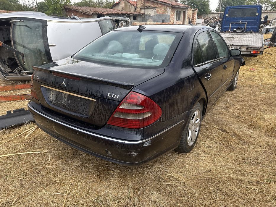 Mercedes E270 w211 на части