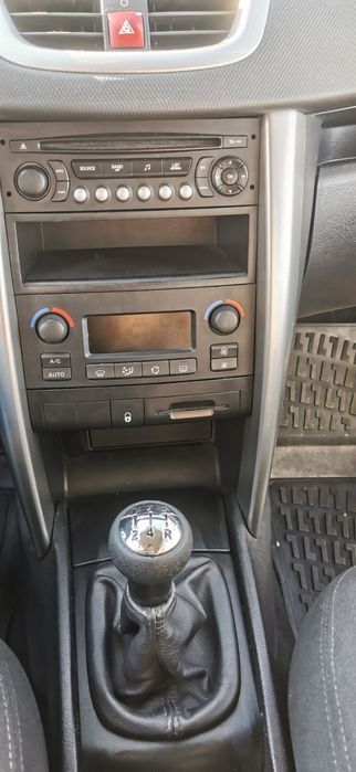 Peugeot 207 1.4 16v 88кс