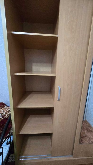 Продам шкаф-купе