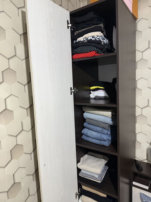 Продам шкаф для спальни