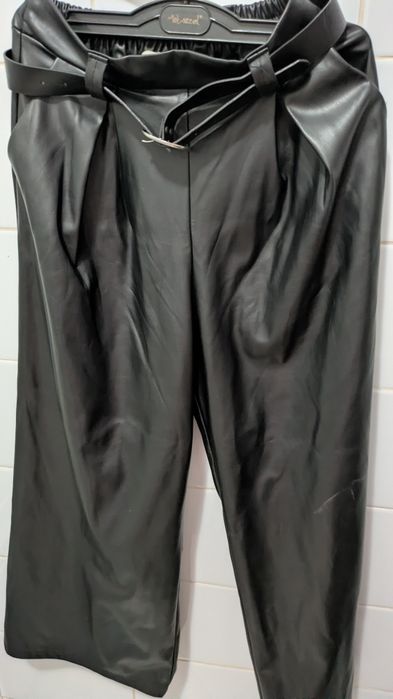 Pantaloni imitație de piele l