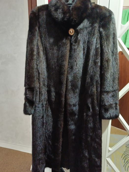 Продам шубу состояние отличное