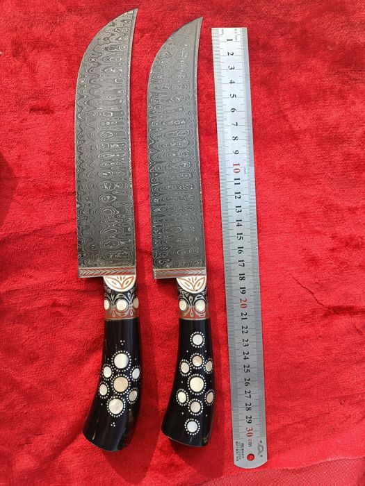 Pichoqlar damaski staldan