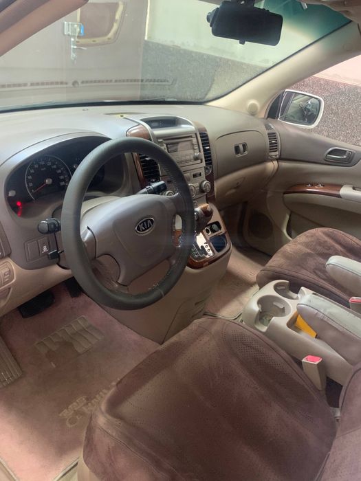 Kia karnival 2006 limuzin