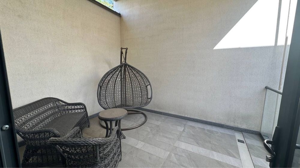 ПРОДАЕТСЯ евро КОТТЕДЖ Гидромедцентр 6 комнат 240м2