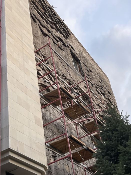 Строительно монтажные работы. Травертин