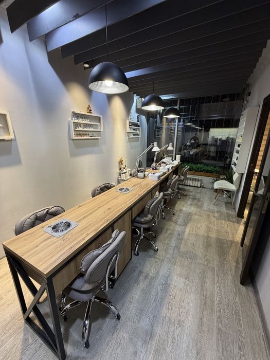 Сдам место для для маникюра