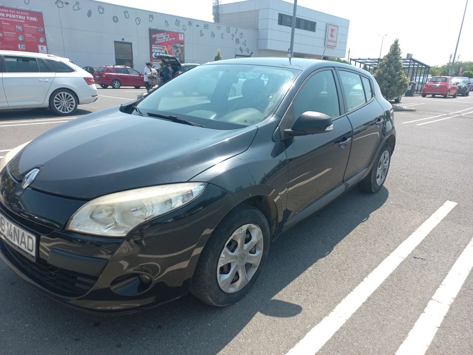 RENAULT Megane 2010 — imagine 3