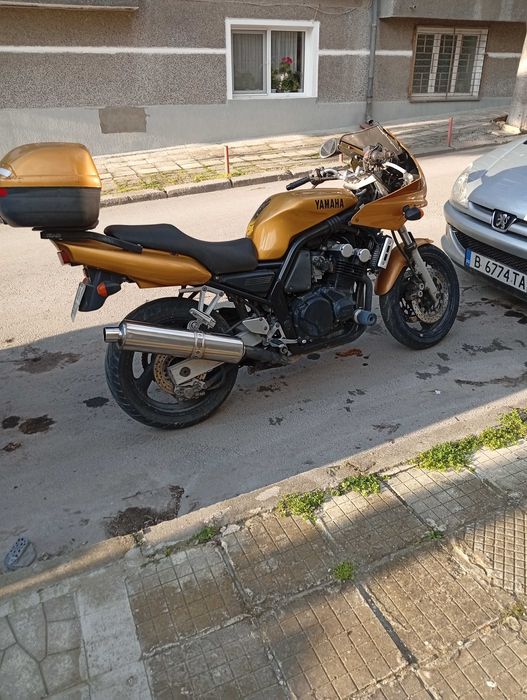 Продавам yamaha fazer