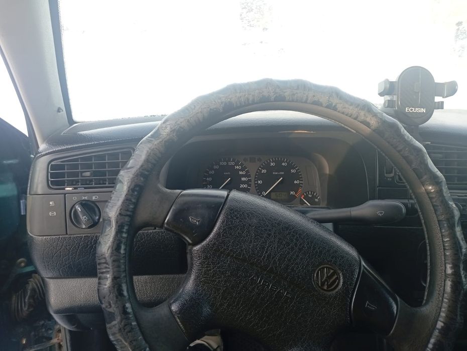 Продаю Volkswagen Vento