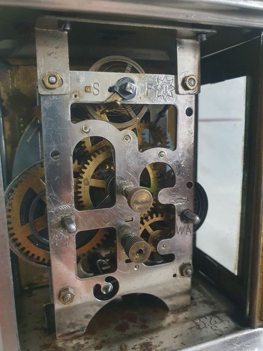 Ceas de Semineu Junghans