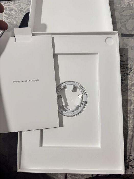 iPad Air 11-inch (M3) Wi-Fi