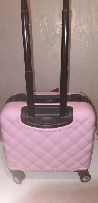 Чемодан для косметики