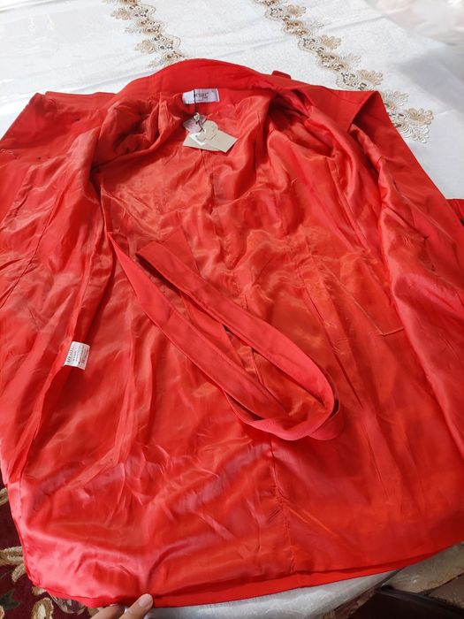 Продаю тренч коат