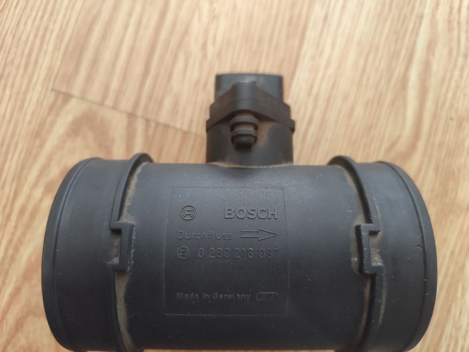 Дебитомер Bosch Opel vectra 3.2