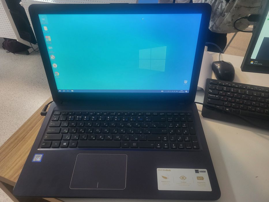 Продаётся ноутбук asus