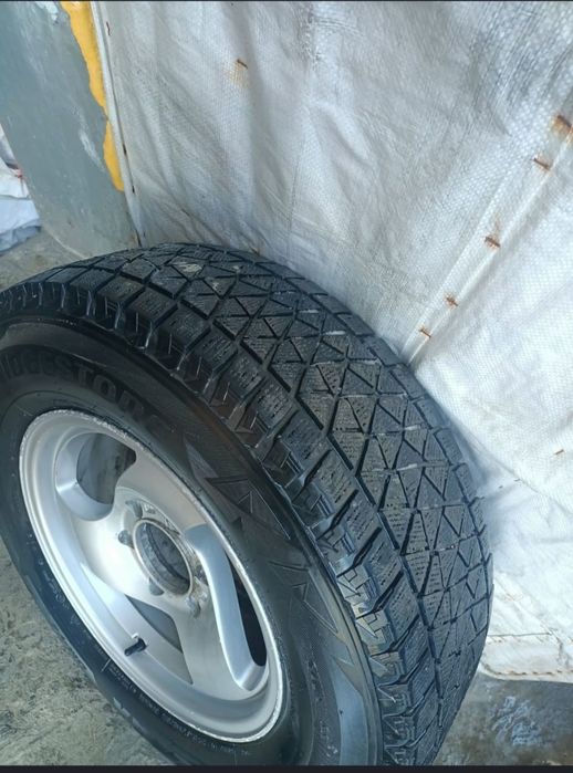 Диски с шинами Бриджстоун