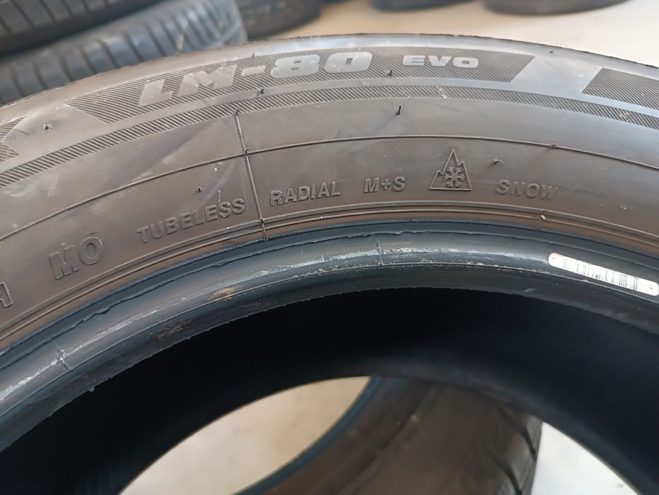 2buc Anvelope iarna 235 60 18 Bridgestone dot2023