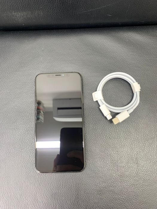 Айфон Х в отличном состоянии