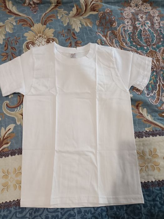 Футболка на 6-8 лет