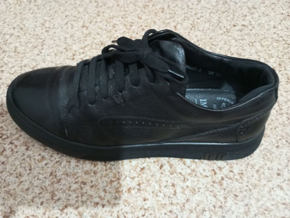 Мужские туфли размер 42