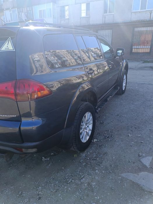 Mitsubishi Pajero Sport 2013 г.