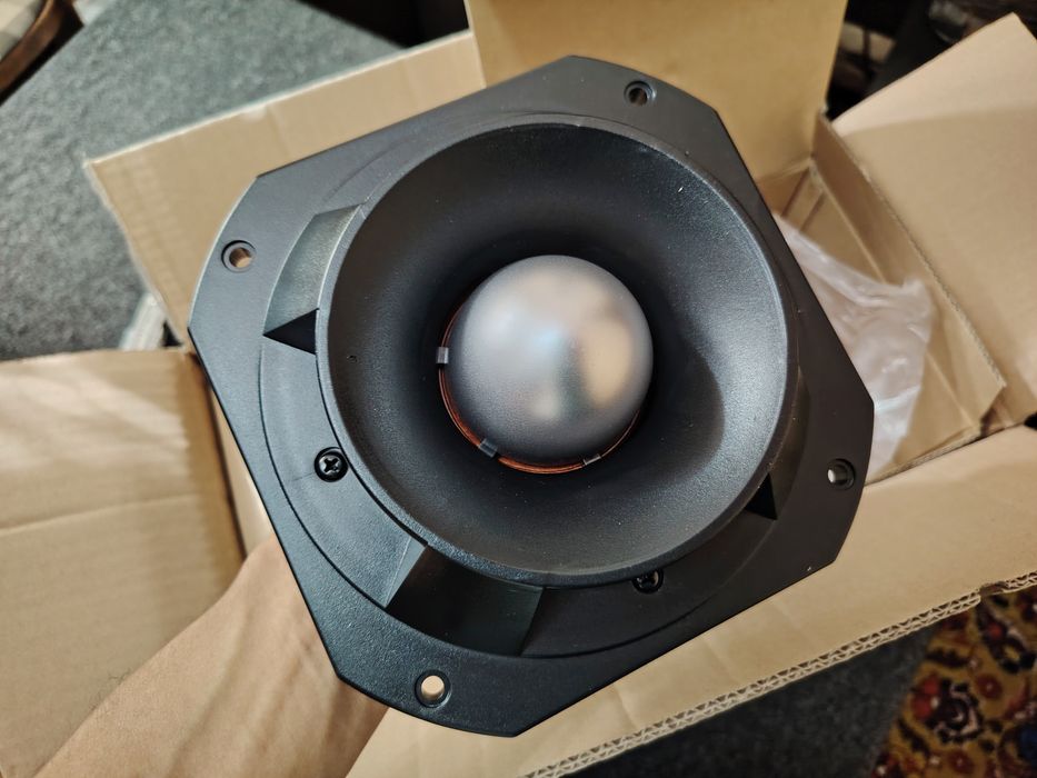 Tuxum Pishalka 888 yangi karopka