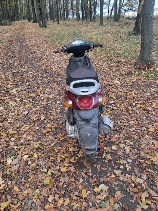 Vand scuter kymco 150 IMPECABIL