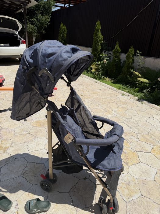 Продам коляску прогулочную