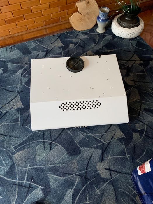 Hota de vanzare bine intretinuta