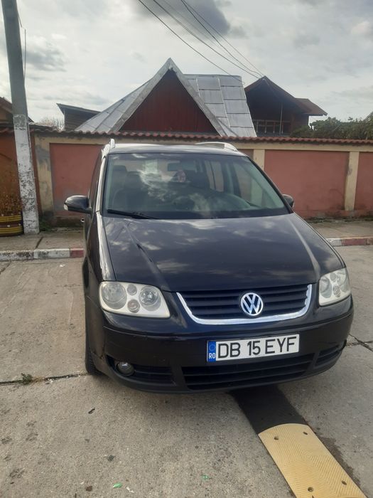 Volkswagen Touran 2005 diesel, 2.372 € — imagine 2