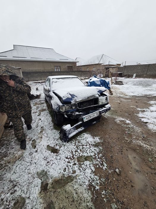 Мерседес бенз 1989