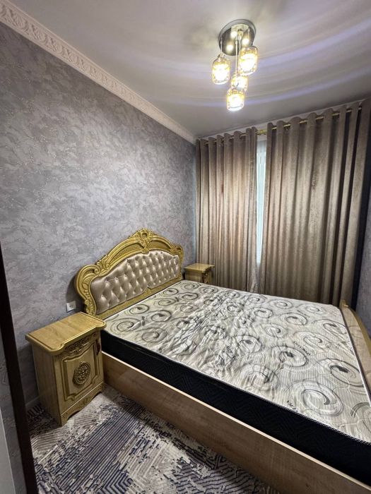 Сдается 3 х комнатная квартира на 6 этаже Крытый рынок 550 $