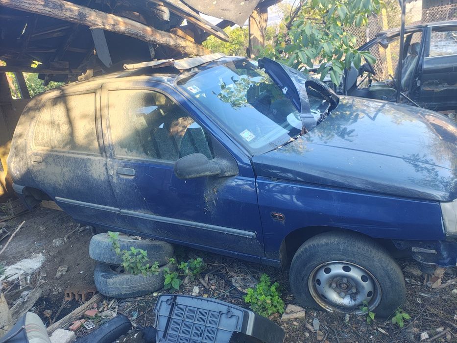 Рено клио ,Renault clio на части