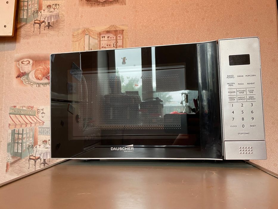 Продам микроволновую печь