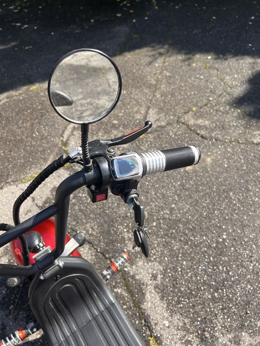 Scuter/scooter electric