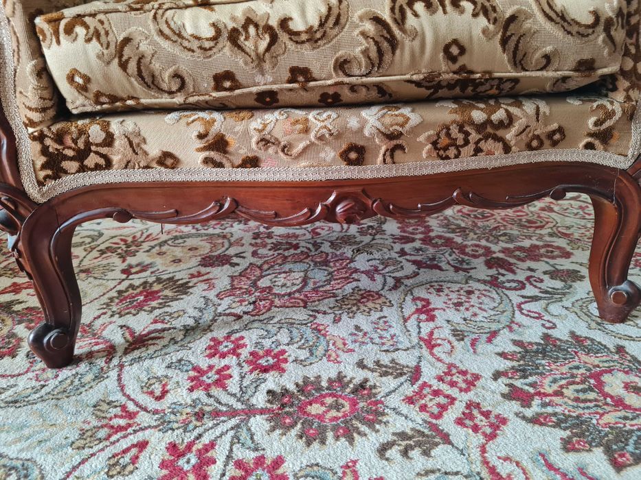 Продавам холова гарнитура - барок