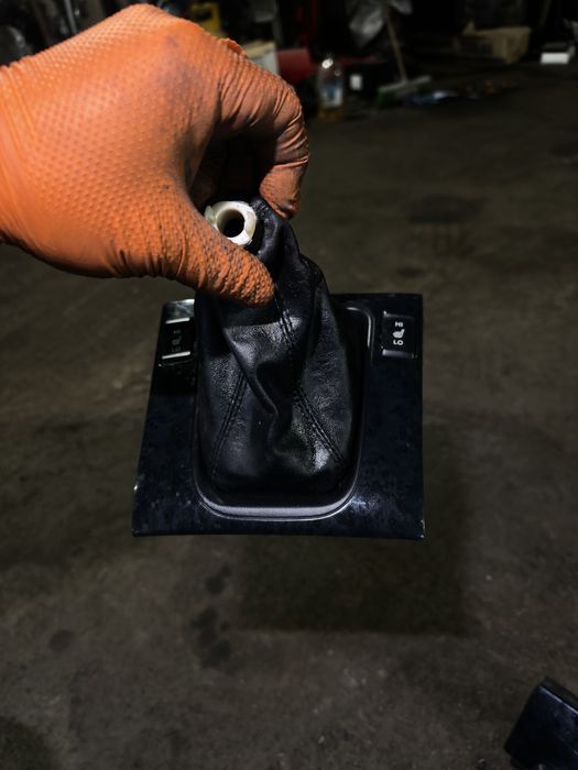 Маншон с лайсна и пепелник Honda Accord 7