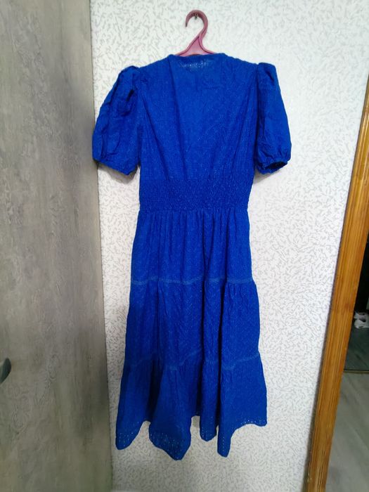 Продам новое платье