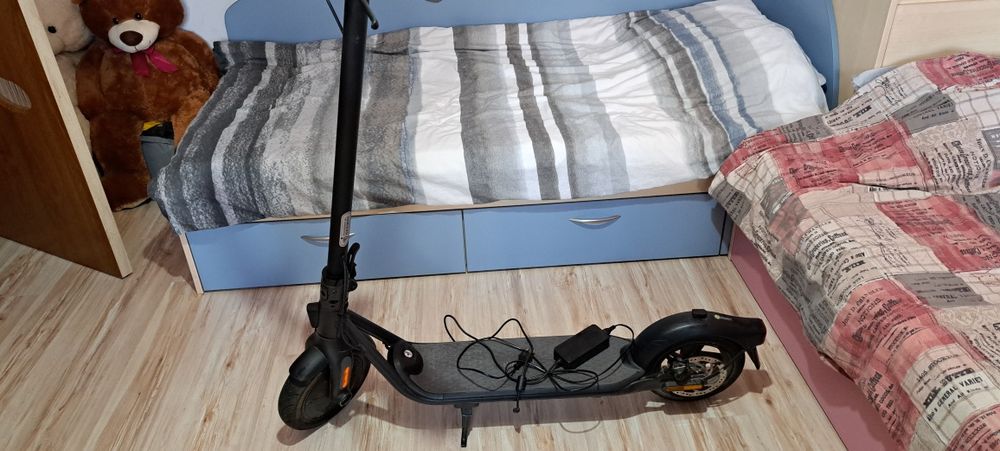 Електрическа тротинетка Ninebot Kick scooter