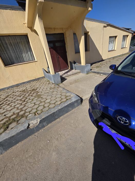 vand/inchiriez spatiu comercial