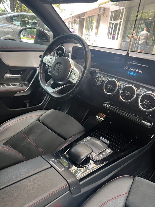 Mercedes cla220. 2.0l -190cp an f:2020 negru