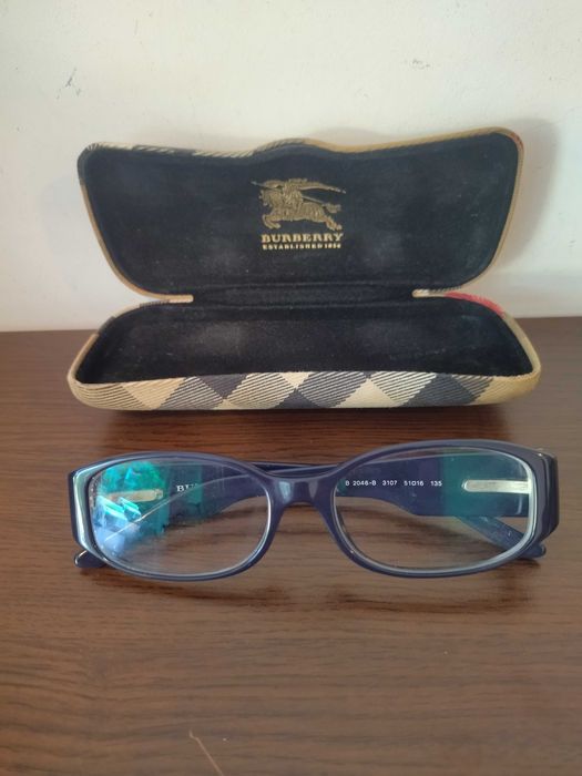 Продавам оригинални очила/рамки Burberry