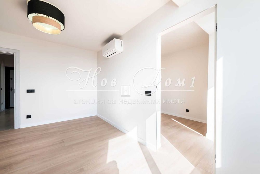 Продава се Тристаен апартамент в Варна, Левски - 70 кв.м за 1567 €/кв.м - Снимка #22