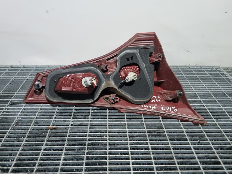 Stop haion dreapta Toyota Rav 4 IV - SUV 4 Usi (1492) Bec clasic