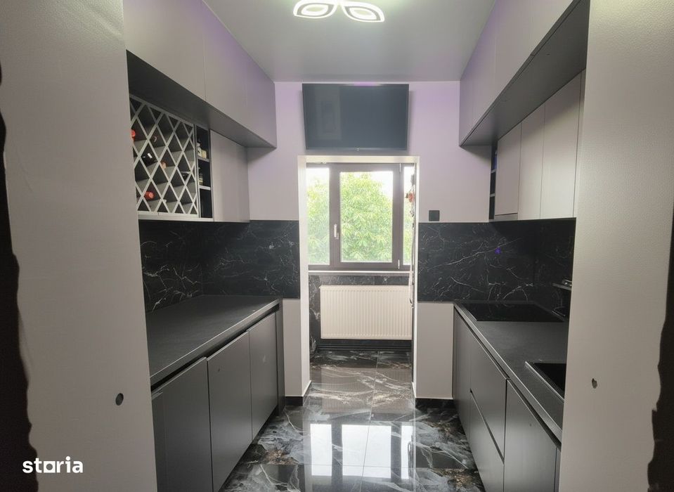 Apartament 2 Camere Nicolina, Decomandat- Renovat