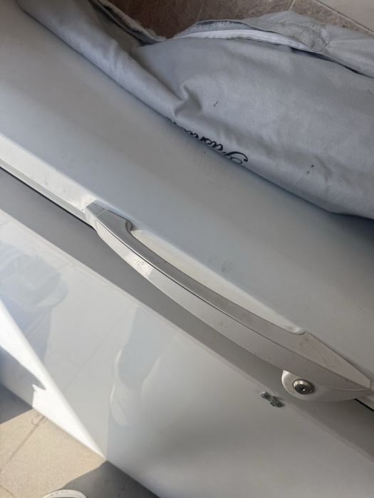 Продается морозильник