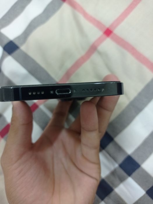 iPhone 14 pro max purple