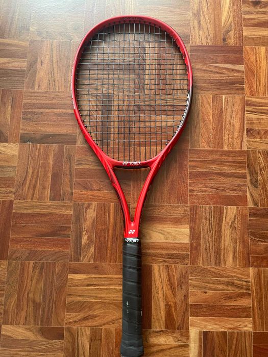 Yonex V-Core 95 (модел 2018г)
